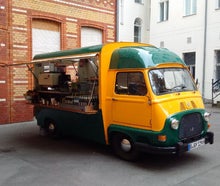 Foodtruck / Food Truck / historisches Cateringfahrzeug Estafette Spezial