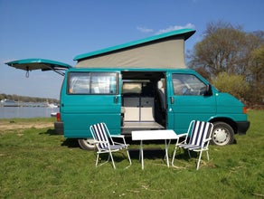 Kult Camper / Wohnmobil VW T4 California mit Aufstelldach, Wohnmobil -  1666160149 mieten | Erento.com