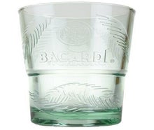 Rum Glas grün