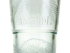 Rum Glas grün