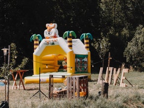 Hüpfburg Tiger Castle