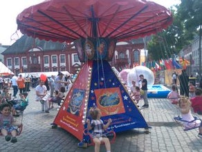 Kinderkarussell, Karussell, Kettenkarussell, Kettenflieger, Fahrgeschäft mieten