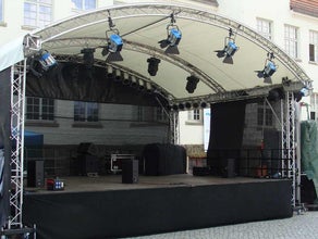 8x6m Bühne mit Prolyte Rundbogendach