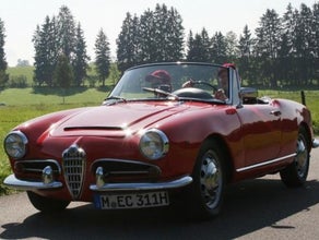 Oldtimer Alfa Romeo Giulia Spider 1.6 - italienische Schönheit