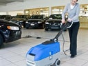 Scheuersaugmaschine 350 mm Arbeitsbreite, handgeführt - Galerie - Bild 1