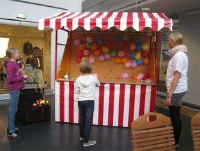 Nostalgiestand Pfeilewerfen / Pfeilwurfbude