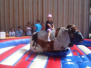 Bullriding inkl. 1 Betreuungsperson. Original Falgas Bullriding!!!