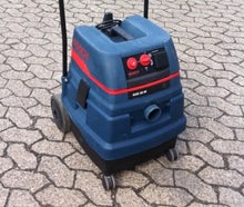 Feinstaubsauger 50 Liter mit Gerätesteckdose