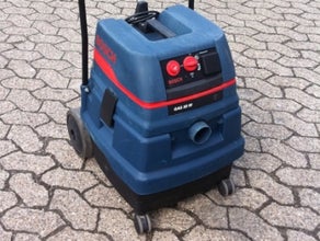 Feinstaubsauger 50 Liter mit Gerätesteckdose