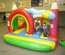 Activ - Center Buntstifte / Hüpfburg Buntstifte / Hüpfparcours