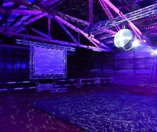 9,5 m x 9,5 m Tanzboden / Tanzfläche / Zeltboden / Messebelag / Hygieneboden / Hallenboden / Allzweckboden / Tanzparkett / Multifunktionsboden