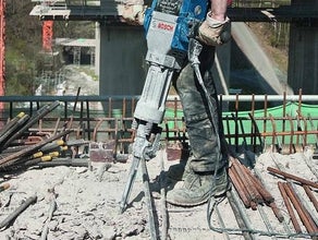 Brunnenramme, Aufbruchhammer mit Vorsatz, Elektro