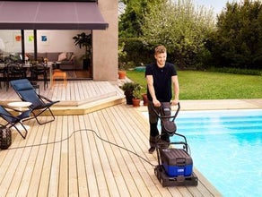 Bürstenreiniger für Terrassendielen, Holzböden und Fliesen