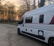 KATEGORIE 1.2 - Roller Team Livingstone Duo Kastenwagen Längsbett - 2 bis 3 Schlafplätze, 4 Mitfahrplätze