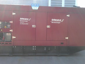 Stationäres Mietstromaggregat 440 KVA / 352 kW