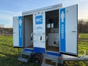 Neuer VIP Exklusive Toilettenwagen Deluxe voll Autark mit Frisch- und Abwassertank  / Solaranlage Vaccum