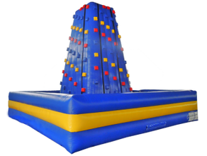 Kletterberg Tower Hüpfburg Eventmodul Klettern