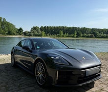 Porsche Panamera 4
