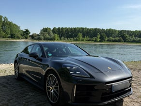 Porsche Panamera 4