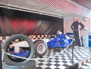 Formel 1-Simulator / Rennsimulator / Autorennen