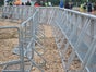 Bühnengitter / Crash Barrier / Stage Barrieres / Barrikade / Mojo-Barriers / Mojo / Wellenbrecher / Absperrungen / Absperrgitter / Bauzaun - Galerie - Bild 2