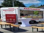 Unsere Foodtrailer mit Personal sind der Hit.Mieten sie sich einen Foodtruck oder Imbisswagen für Ihre Feier. Wir verwöhnen ihre Gäste mit Speisen in bester Qualität. Top Service, Top Preise - Galerie - Bild 2