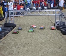 RC-Car Racing - 10 ferngesteuerte Elektrorennautos im Maßstab 1:10 - inkl. Personal