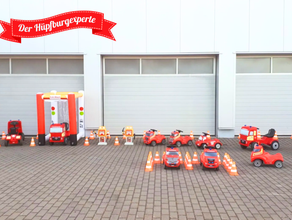 Kinder-Fahrzeugparcour mieten – Mit Feuerwehrautos, Verkehrsschildern & mehr, Rennstrecke, Spielstraße