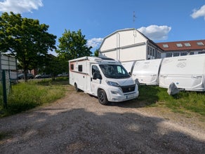 Weinsberg CaraCompact 600 MEG, E-Bike Träger, Längsbetten, TV
