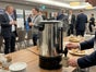 Rundfilter-Kaffeemaschine mieten – Profi-Kaffeeautomat für bis zu 48 Tassen pro Brühvorgang - Galerie - Bild 4