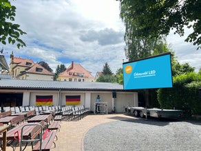 LED Trailer | Mobiler LED Screen | 11,25qm | P3.91 | Europaweit mieten