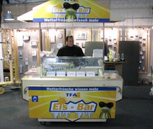 EISWAGEN / EISTHEKE / EIS-STATION / EIS VITRINE / EISSTAND