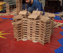Holzbausteine XXL Bandenspaß