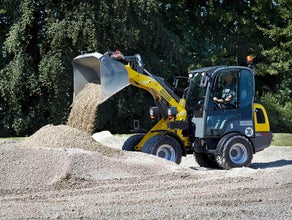 Radlader 2.5t, Schaufelinhalt 0,3m3