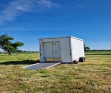 WC Wagen Toilettenwagen barrierefrei "Family-Box" rollstuhlgerecht mit Wickeltisch
