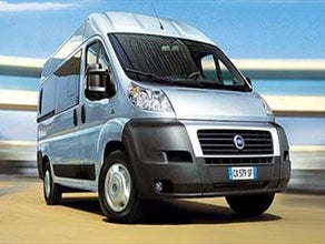 Transporter mit 3m Ladelänge,1t Zuladung & 2t AHK