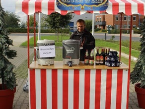 Glühweinstand / Nostalgiestand mit Glühweintöpfen mieten