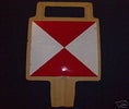 Eisenbahn Hinweisschild, Zug, Gleise, Zugende