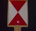 Eisenbahn Hinweisschild, Zug, Gleise, Zugende