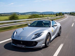 Ferrari 812 GTS Superfast mieten 800 PS V12 Sportwagen Exot Berlin