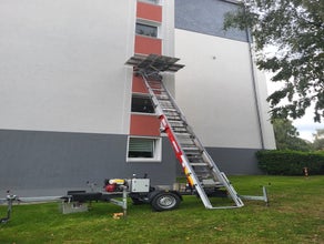 Möbellift Schrägaufzug Boecker 18m Arbeitshöhe 250 Kg Traglast.