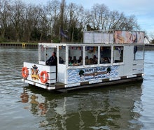 Partyboot Happy Delivery die TOP Location für Junggesellenabschied, JGA, Firmenfeier, Geburtstagsparty, Männertag, u.v.m.