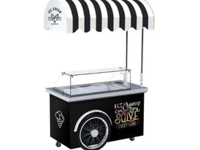 Mobiler Eiswagen mit Beleuchtung mieten – Fun Food