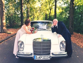 Weiße Mercedes S-Klasse Oldtimer aus den 60ern als Hochzeitsauto mieten. Selbstfahrer mit Chauffeur!!
