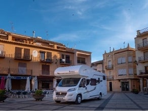 Sunlight A 70 - Geräumiger Alkoven mit vielen Extras