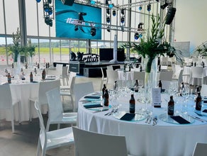 Event Konzert Line-Array System – Setup M