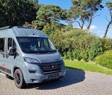Sunlight Cliff 640 mit Anhängerkupplung, Längsbetten, Doppel Din Radio, Navi, Rückfahrkamera, Markise und ggf. Fahrradträger
