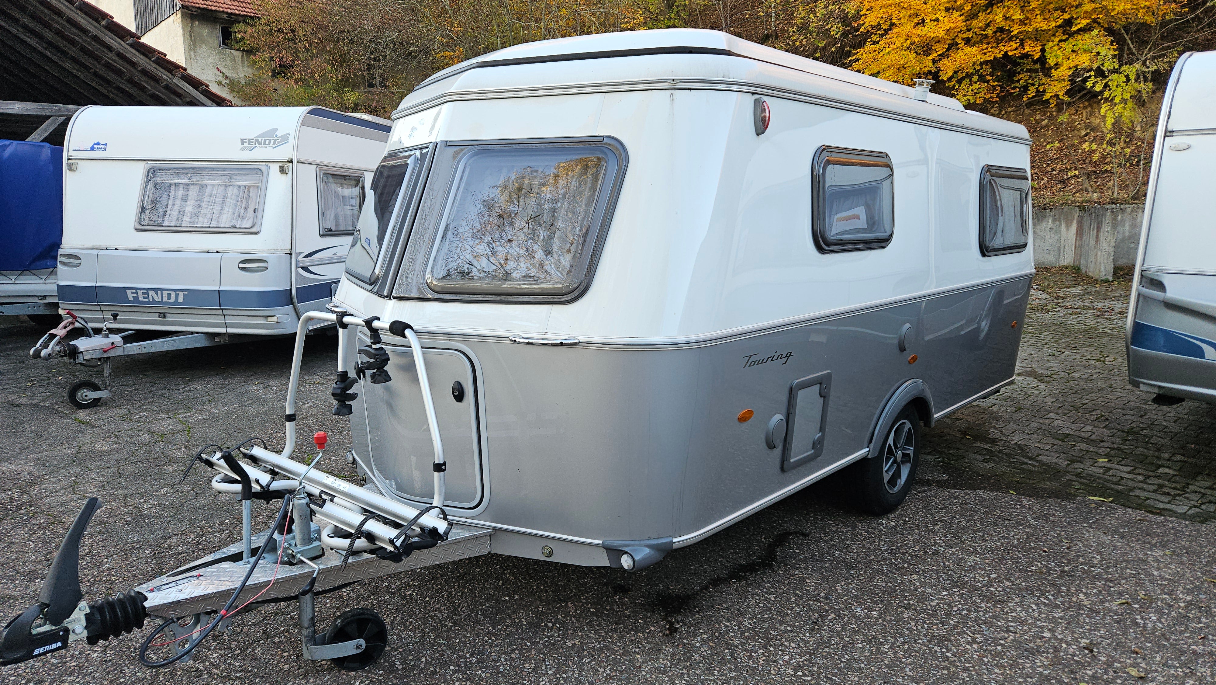 Eriba Touring 542, Wohnwagen - 2031543149 mieten | Erento.com