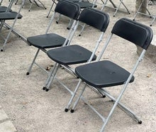 Klappstuhl schwarz – flexible Sitzlösung für Events & Veranstaltungen (optional mit Reihenverbinder)