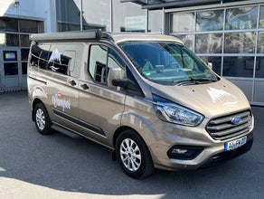 Transit Nugget Van mit Aufstelldach